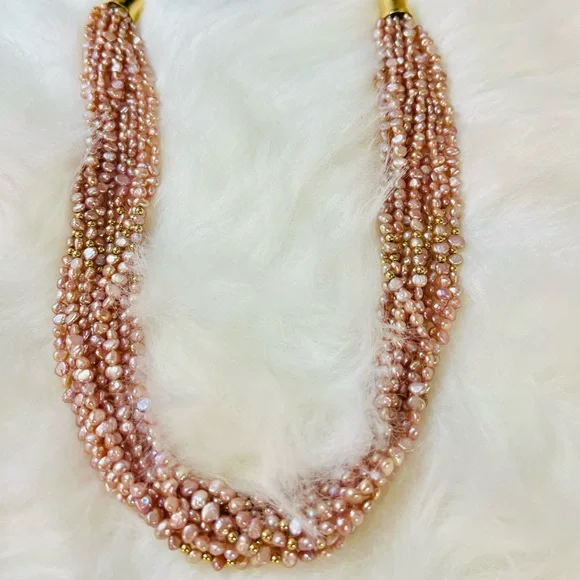 Graduated Pink Freshwater Cultured Pearl Torsade Necklace in 750 Gold. 💓 - Picture 5 of 11